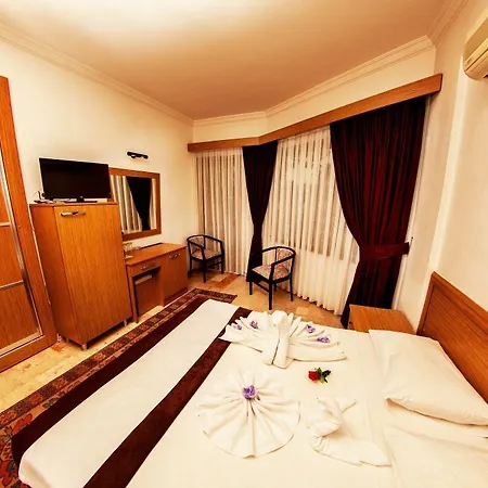 Hotel Panorama Plaza 3*