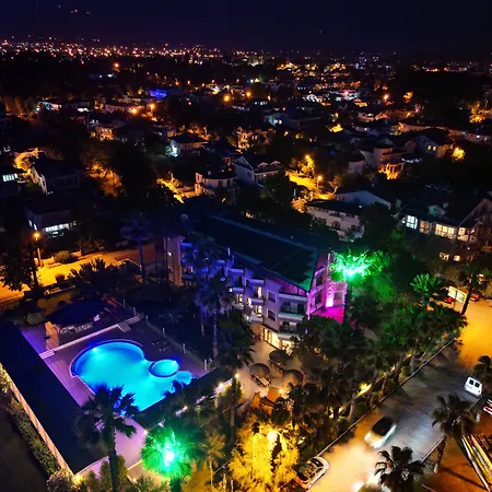 Panorama Plaza Hotel 3*