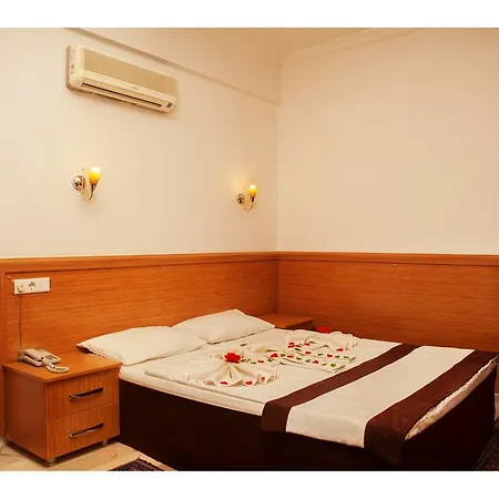 Hotell Panorama Plaza