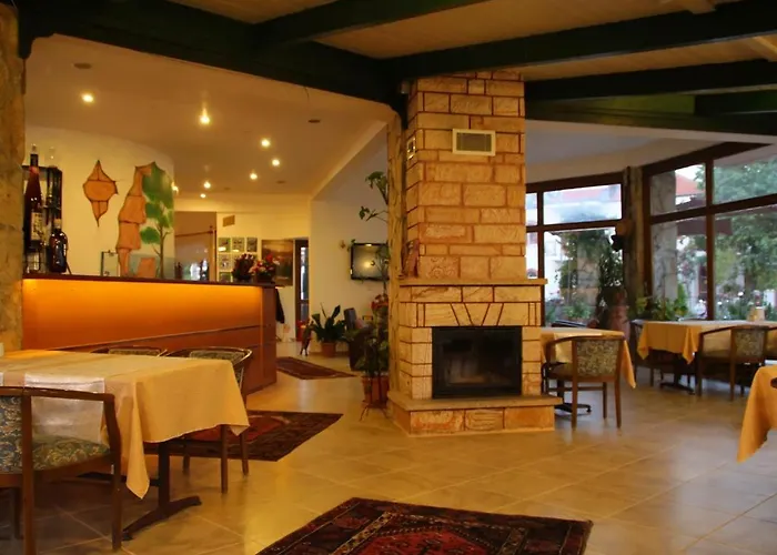 Otel Panorama Plaza 3*